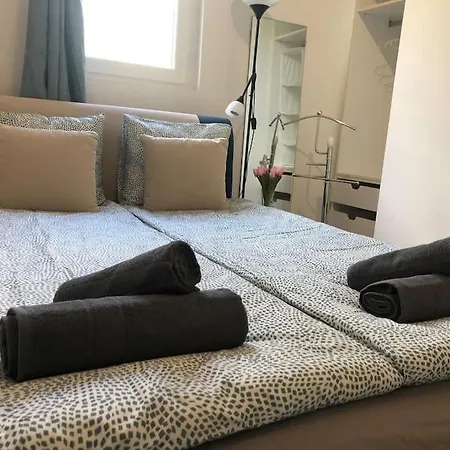 Apartment Buda Danube New Renovated Balcony