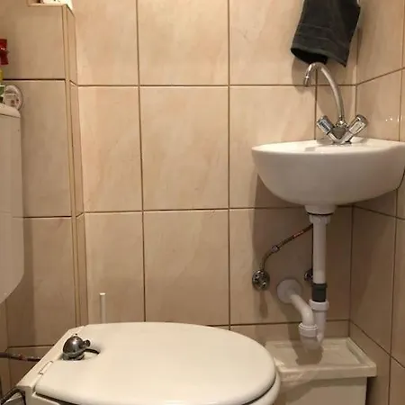 Buda Danube New Renovated Balcony Apartment Budapest